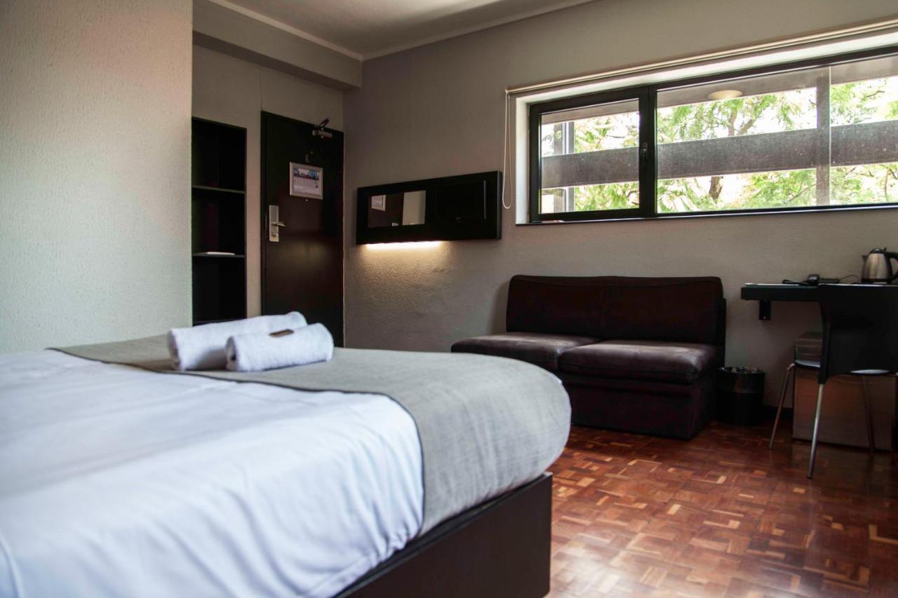 Inani Hotel Morning Star Pretoria Ngoại thất bức ảnh