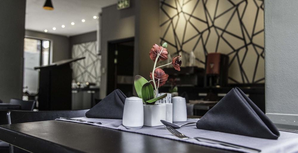 Inani Hotel Morning Star Pretoria Ngoại thất bức ảnh
